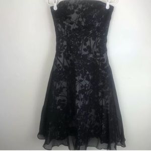 Tabitha strapless silk cotton dress black white